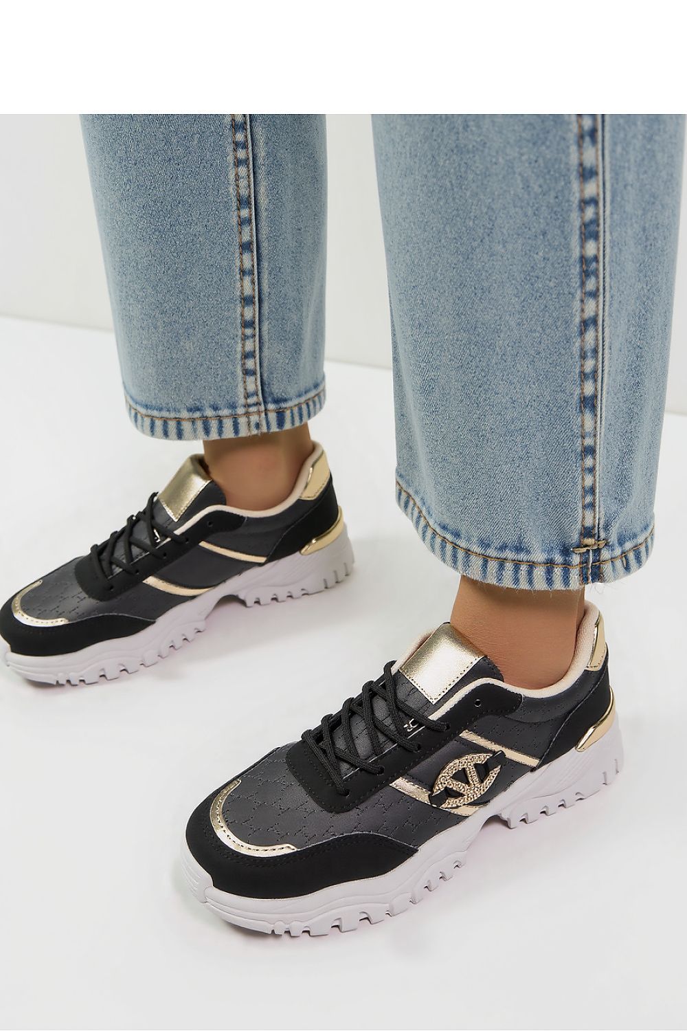 Sport Shoes model 210194 Inello